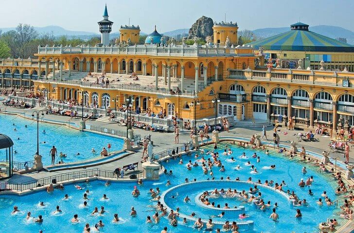 Купальня Сечені